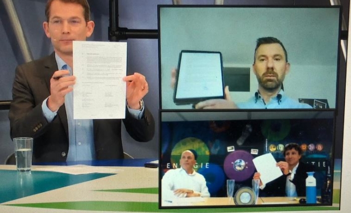 ondertekening 1.JPG