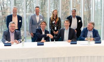 EU-302 ondertekening (V-ES) (3).jpg