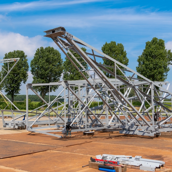 Mast in opbouw WP2