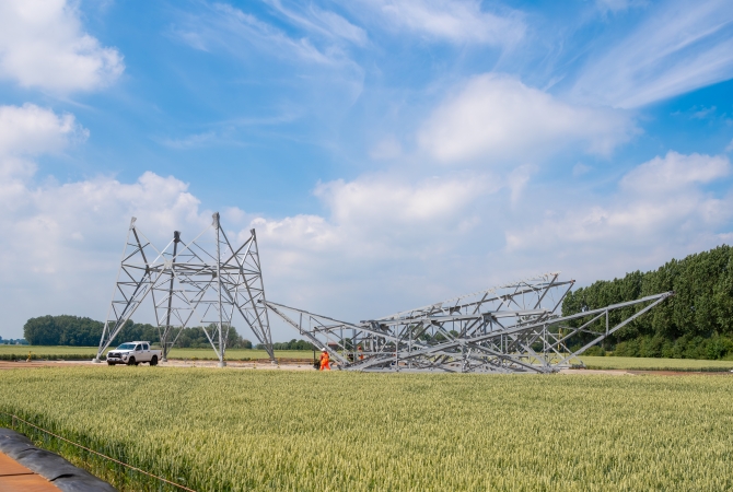 Opbouwen van de mast