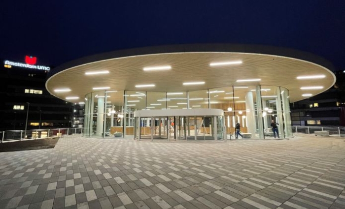 Entreepaviljoen AMC extern avond_foto Johan Carlier.jpg