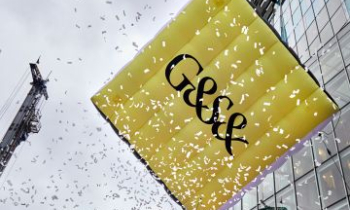 Ballon bij opening CubeHouse