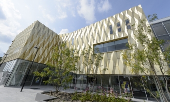 Zinder Westluidense Poort Tiel 0005.jpg