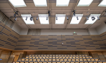 Den Haag - Amare 2057.jpg