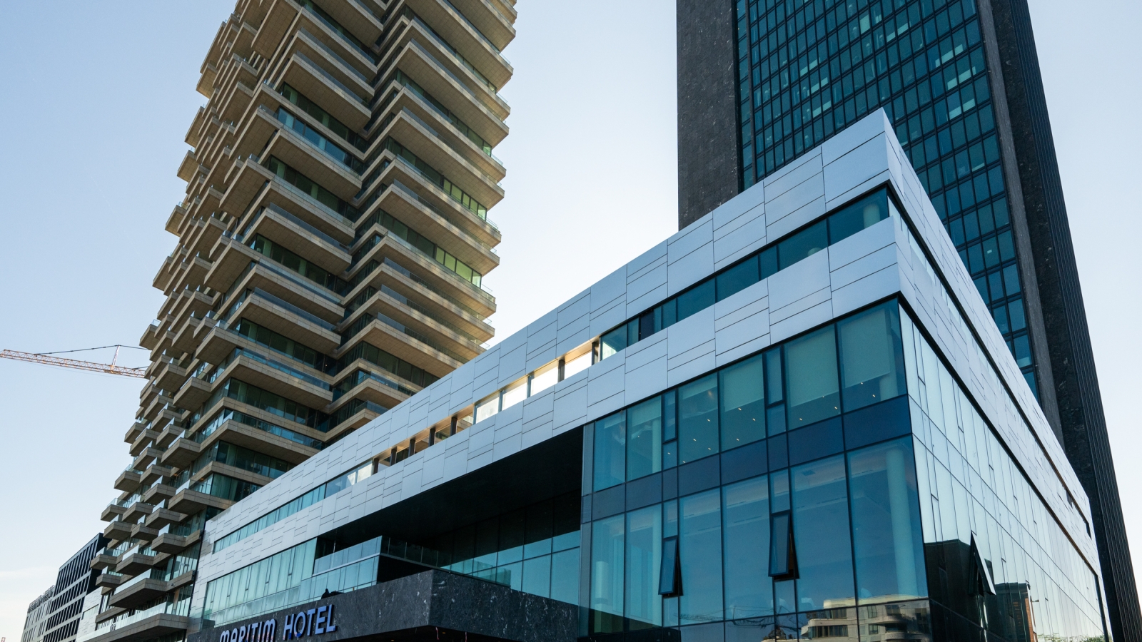 2024 Amsterdam - Y Towers 8222.1.jpg