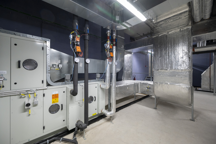 Den Haag - Amare 4077.jpg