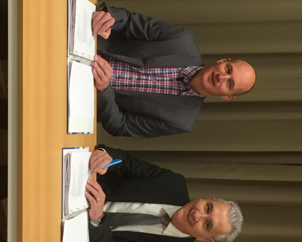WILDLANDS ondertekening onderhoudscontract.JPG