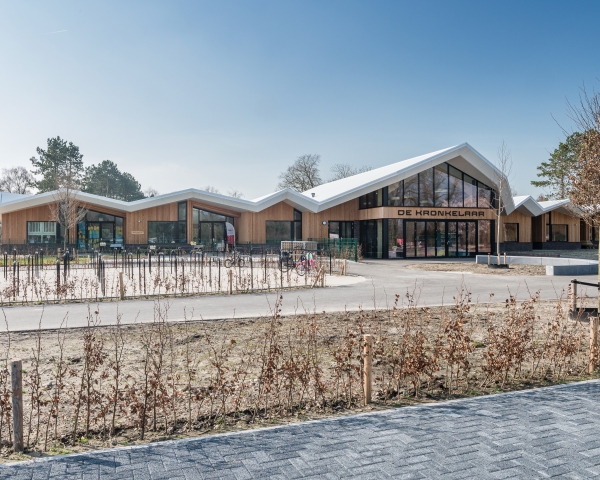 Voorkant kindcentrum Wagenborgen