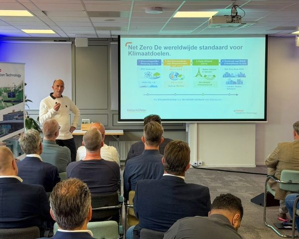 Seminar over verduurzaming van zorgvastgoed in Nederland georganiseerd door Hanab Installation Technology en Kieback&Peter met experts uit de zorg- en installatiesector.
