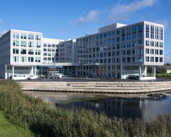Amsterdam Achmea - exterieur 7022.jpg
