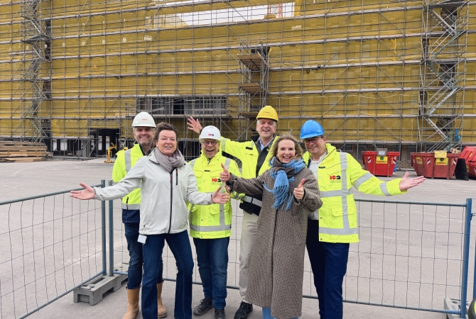 Blije mensen voor het bouwproject Frisius MC Leeuwarden