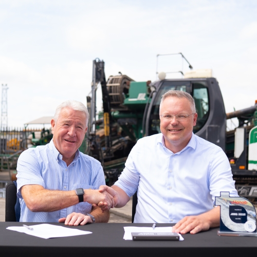 contract ondertekening AMS Trenchless Specialists