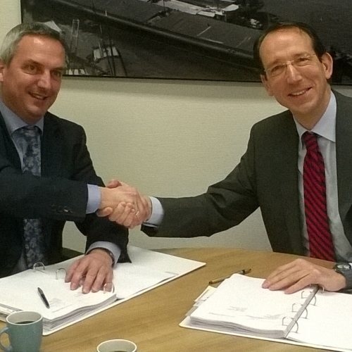 contractondertekening NOVA Terminals.jpg