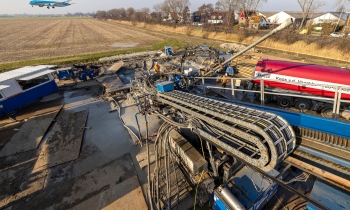 230214 - 107 ret.jpg