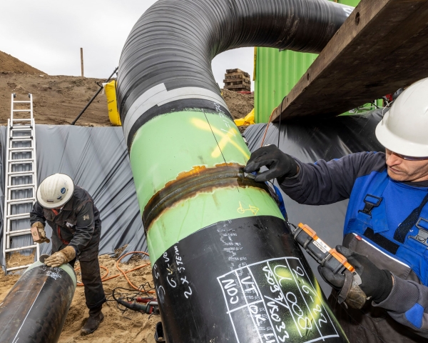 220607 - 28 key visual.jpg