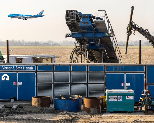 230214 - 112 ret pano.jpg