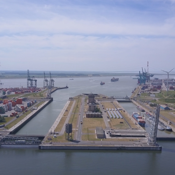 Elia Antwerpen overzicht Drone 3.jpg
