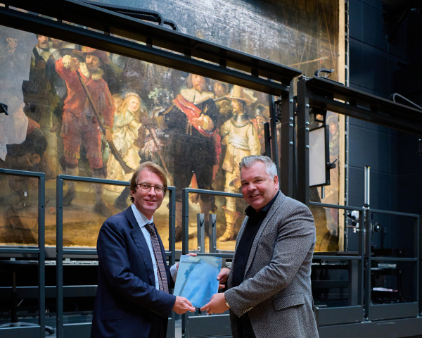 Rijskmuseum met Maas en Dibbits