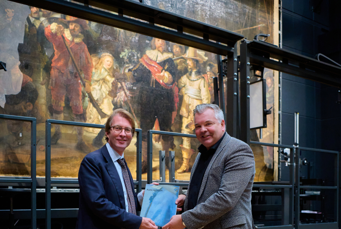 Rijskmuseum met Maas en Dibbits