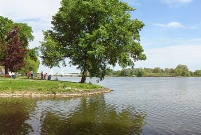 Vd Beek de IJssel046 panorama.jpg